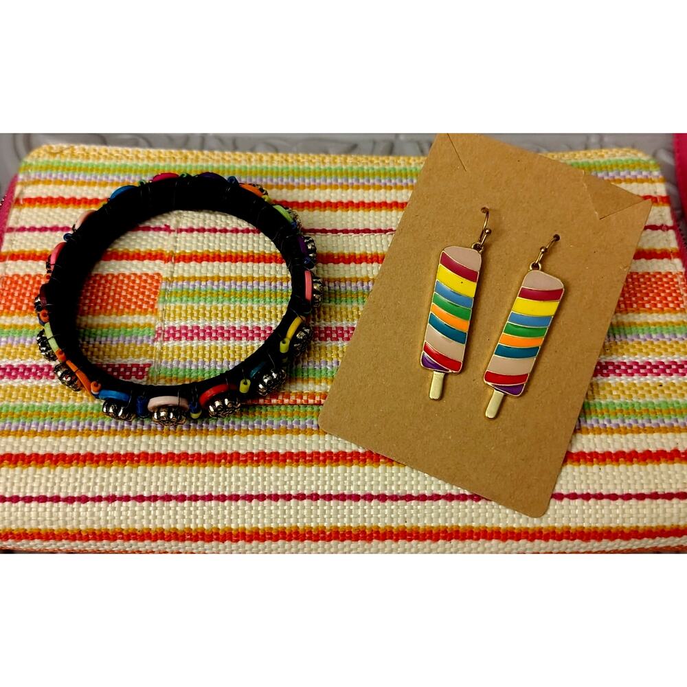 COLORFUL WRISTLET, BRACELET AND EARRINGS GIFT SET